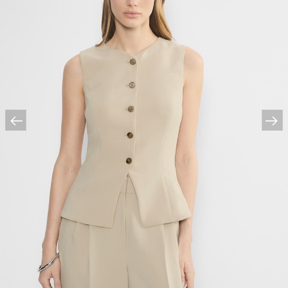 Aritzia Natural Sleeveless Button-Up Top